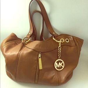 Michael Kors Moxley Shoulder Tote Cognac